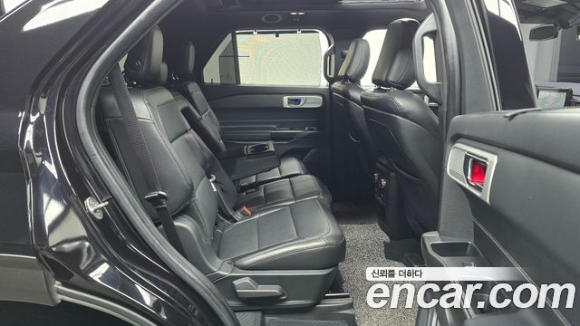 Ford Explorer (VI) 2.3 LimIted 4WD 2020 — фото 12