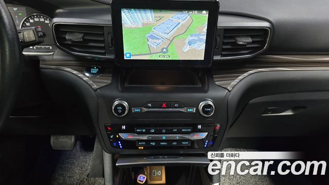 Ford Explorer (VI) 2.3 LimIted 4WD 2020 — фото 14
