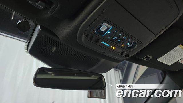 Ford Explorer (VI) 2.3 LimIted 4WD 2020 — фото 17