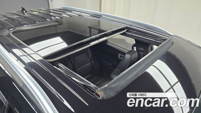 Ford Explorer (VI) 2.3 LimIted 4WD 2020 — фото 18