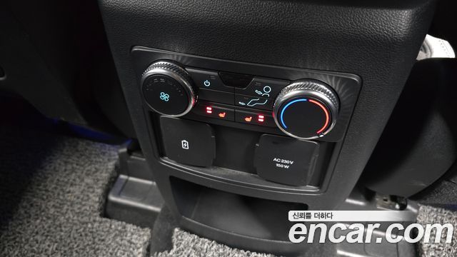 Ford Explorer (VI) 2.3 LimIted 4WD 2020 — фото 19