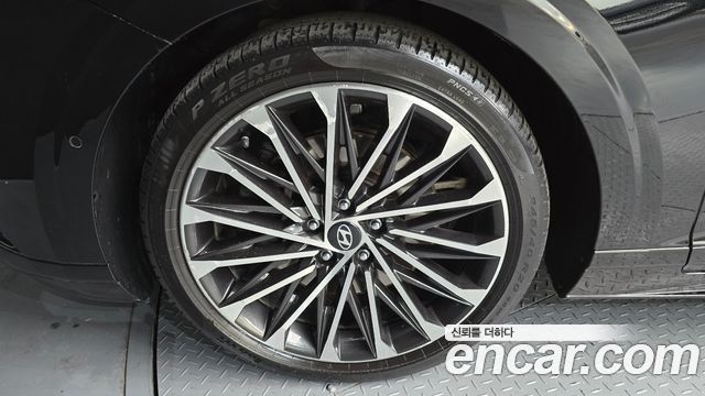 Hyundai Grandeur (GN7) 3,5 Gasoline 4WD Calligraphy 2023 — фото 5
