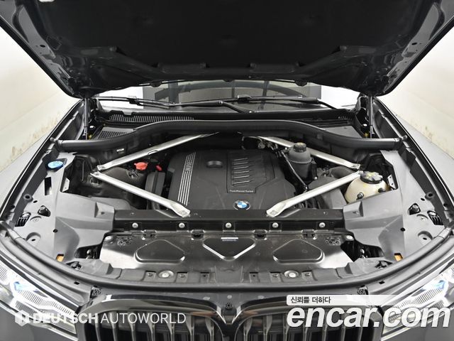 BMW X7 (G07) xDrive 40i M Sport Online Exclusive Edition 6 Seater 2022 — фото 6