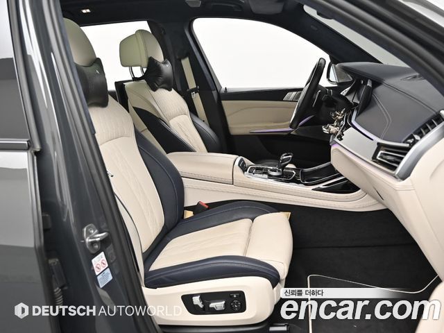 BMW X7 (G07) xDrive 40i M Sport Online Exclusive Edition 6 Seater 2022 — фото 10