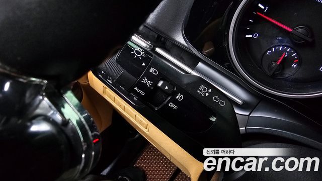 Kia Carnival (IV) Diesel 9-Seater Prestige 2021 — фото 16