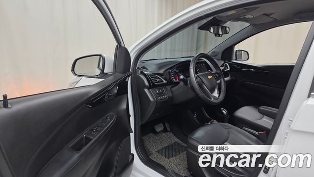 Chevrolet Spark Premier 2019 — фото 10