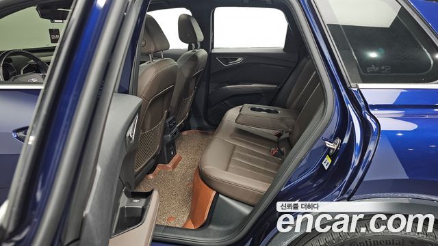 Audi Q4 e-tron (F4) 40 Premium 2022 — фото 11
