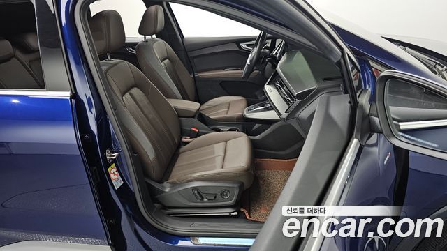 Audi Q4 e-tron (F4) 40 Premium 2022 — фото 12