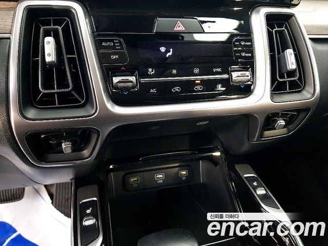 Kia Sorento (IV) Diesel 2.2 2WD Trendy 2021 — фото 17