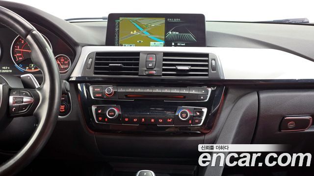 BMW 3 Series (F30) 328i M Sport 2016 — фото 14
