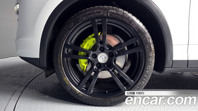 Porsche Cayenne 3.0 S E-Hybrid 958 2015 — фото 5