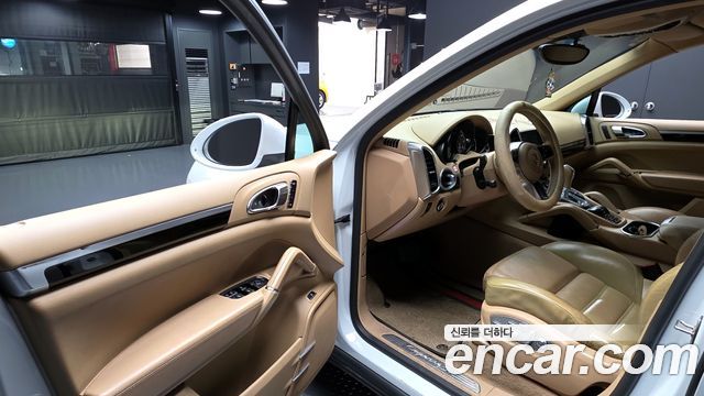 Porsche Cayenne 3.0 S E-Hybrid 958 2015 — фото 12