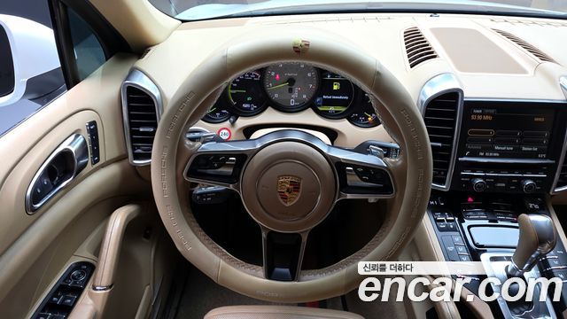 Porsche Cayenne 3.0 S E-Hybrid 958 2015 — фото 13