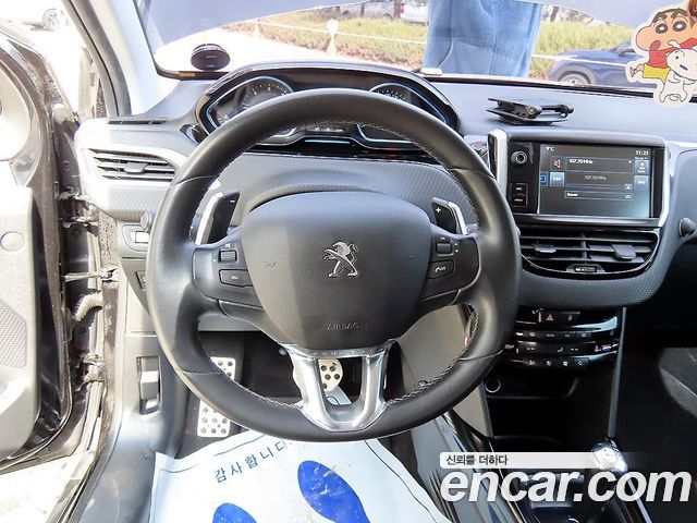 Peugeot 2008 1.6 e-HDi Feline L 2015 — фото 8