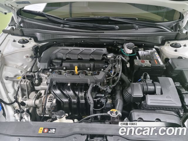 Hyundai Avante (CN7) 1.6 Inspiration 2021 — фото 6