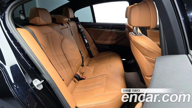 BMW 5 Series (G30) 520i M Sport 2021 — фото 12