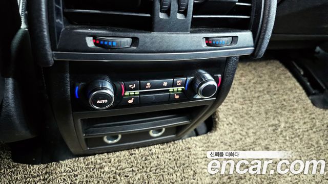 BMW X6 (F16) xDrive 40d 2015 — фото 17