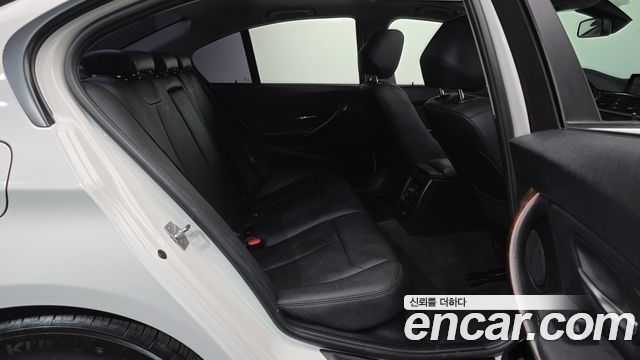 BMW 3 Series (F30) 320d 2014 — фото 12