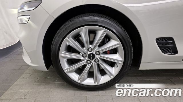 Genesis G70 Shooting Brake Gasoline 2.5T 2WD 2024 — фото 5