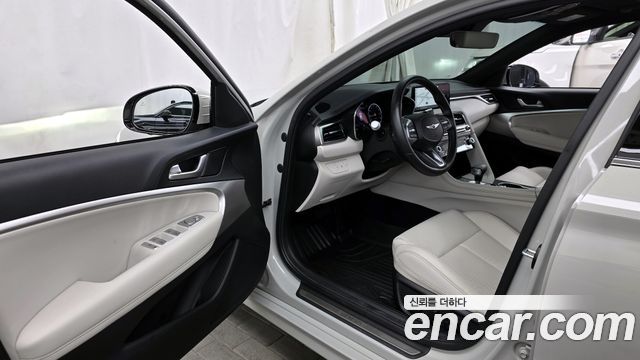 Genesis G70 Shooting Brake Gasoline 2.5T 2WD 2024 — фото 10