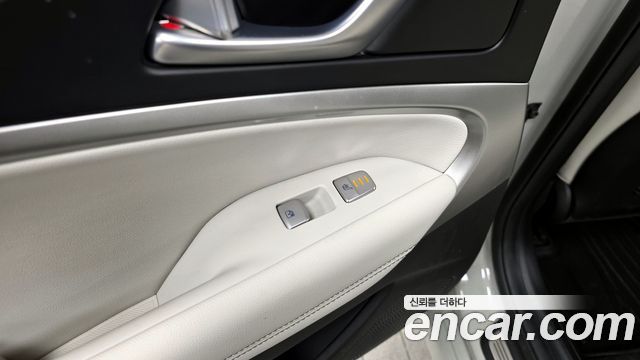 Genesis G70 Shooting Brake Gasoline 2.5T 2WD 2024 — фото 19