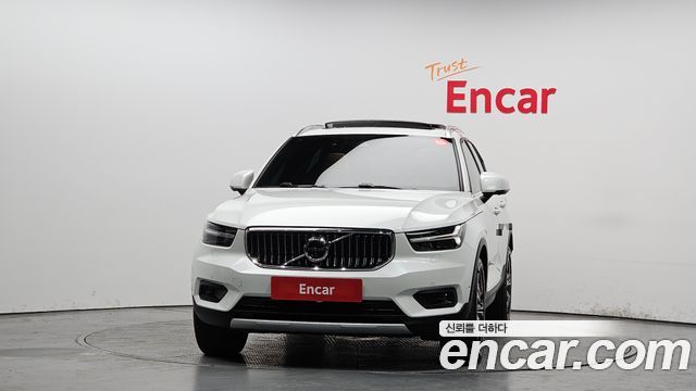 Volvo XC40 B4 Inscription 2021 — фото 3