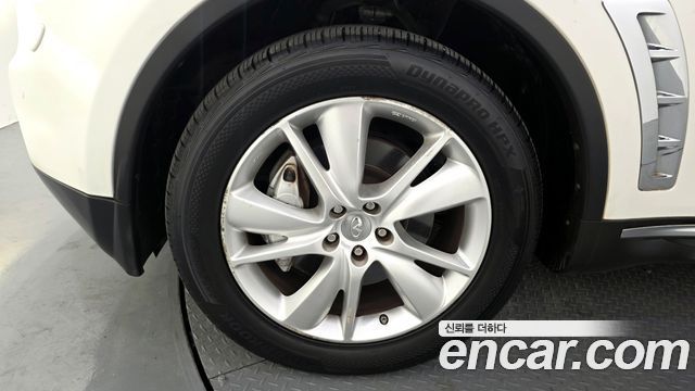 Infiniti QX70 3.0d AWD 2014 — фото 5