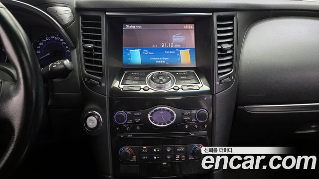 Infiniti QX70 3.0d AWD 2014 — фото 14