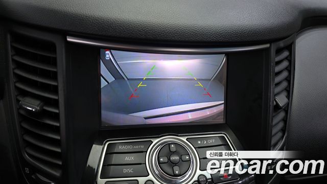 Infiniti QX70 3.0d AWD 2014 — фото 15