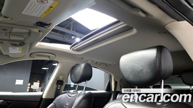 Infiniti QX70 3.0d AWD 2014 — фото 16