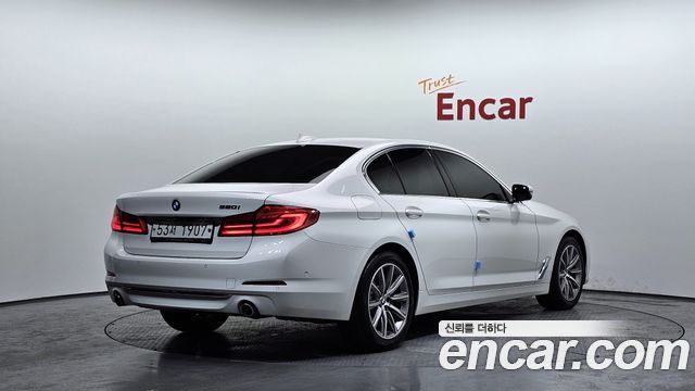 BMW 5 Series (G30) 520i Luxury 2019 — фото 2