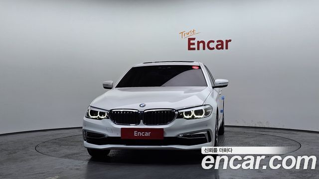 BMW 5 Series (G30) 520i Luxury 2019 — фото 3