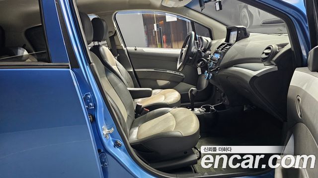 Chevrolet Spark Spark S LT 2014 — фото 10
