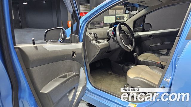 Chevrolet Spark Spark S LT 2014 — фото 15