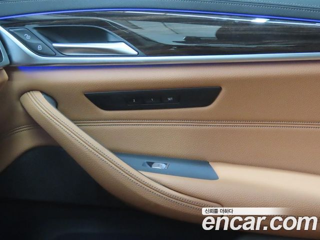 BMW 5 Series (G30) 520i M Sport 2021 — фото 19