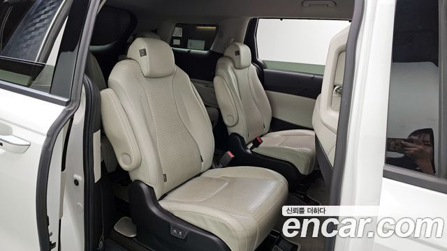 Kia Carnival (IV) Gasoline 9-Seater Signature 2021 — фото 12