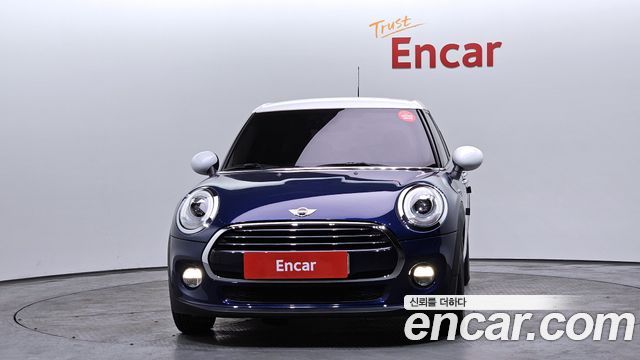 MINI Cooper 5Door Standard 3rd 2018 — фото 3