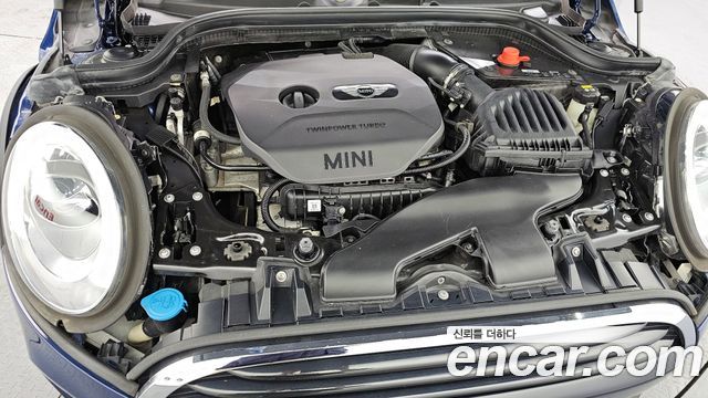 MINI Cooper 5Door Standard 3rd 2018 — фото 6