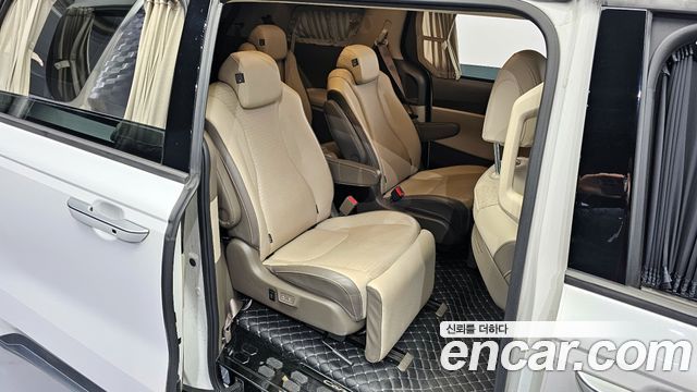 Kia Carnival (IV) Gasoline 9-Seater Hi-Limousine Signature 2021 — фото 16