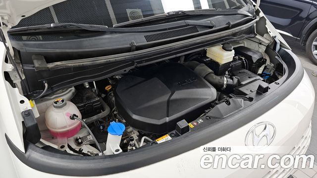 Hyundai Staria Cargo 5-Seater Modern 2022 — фото 6