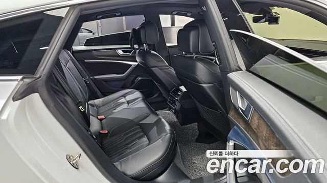 Audi A7 (4K) 55 TFSI Quattro Premium 2020 — фото 15