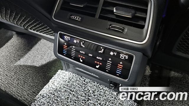 Audi A7 (4K) 55 TFSI Quattro Premium 2020 — фото 21