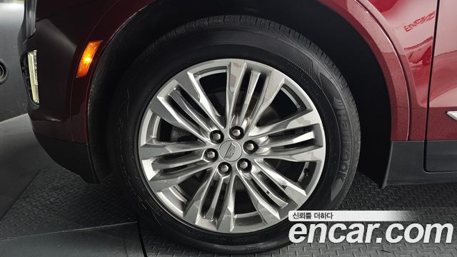 Cadillac XT5 3.6 Premium Plus AWD 2018 — фото 5