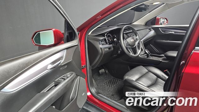 Cadillac XT5 3.6 Premium Plus AWD 2018 — фото 11
