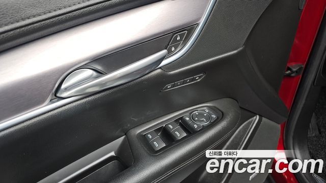 Cadillac XT5 3.6 Premium Plus AWD 2018 — фото 17