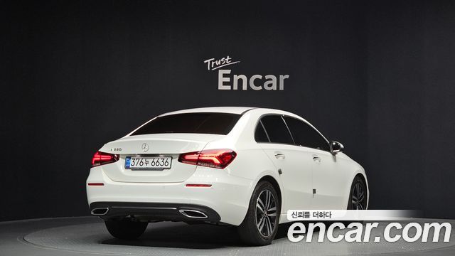 Mercedes-Benz A-Class (W177) A220 Sedan 2021 — фото 2