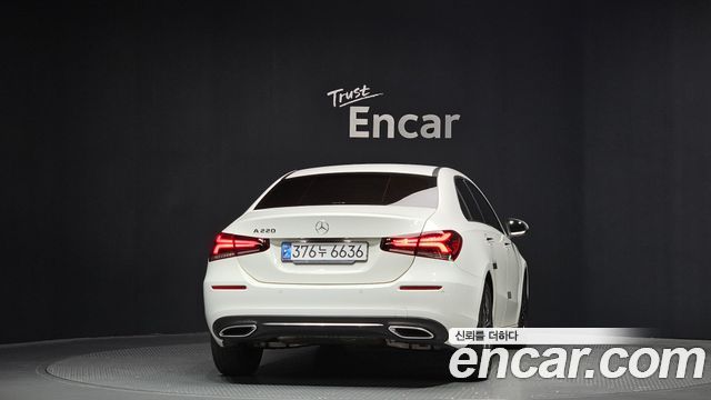 Mercedes-Benz A-Class (W177) A220 Sedan 2021 — фото 4