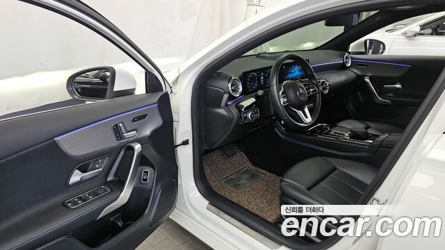 Mercedes-Benz A-Class (W177) A220 Sedan 2021 — фото 10