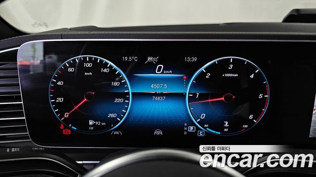 Mercedes-Benz GLE-Class (W167) GLE400d 4MATIC Coupe 2023 — фото 8