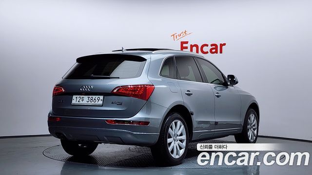 Audi Q5 2.0 TDI Quattro Dynamic 8R 2012 — фото 2